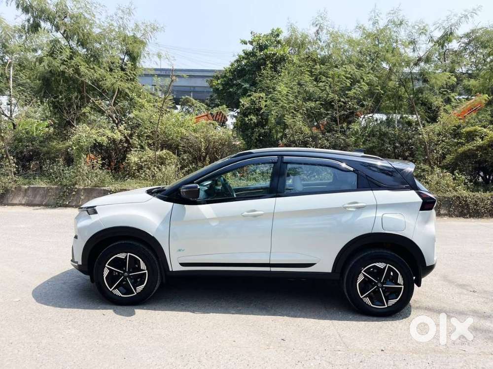 Tata Nexon Ev Empowered Plus Lr, 2024, Petrol