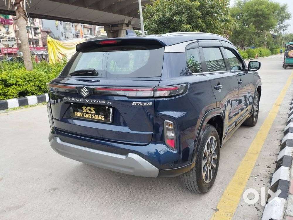 Maruti Suzuki Grand Vitara 1.5 Alpha Plus Intelligent Hybrid Ecvt, 2..
