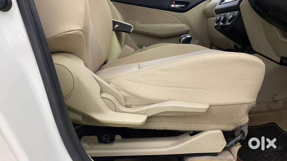 Maruti Suzuki Swift Dzire Amt Vxi, 2022, Petrol