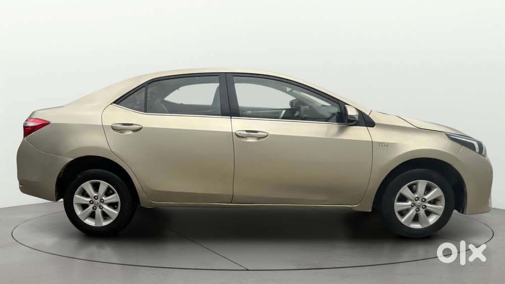 Toyota Corolla Altis [2014-2017] 1.8 G Cvt, 2015, Petrol
