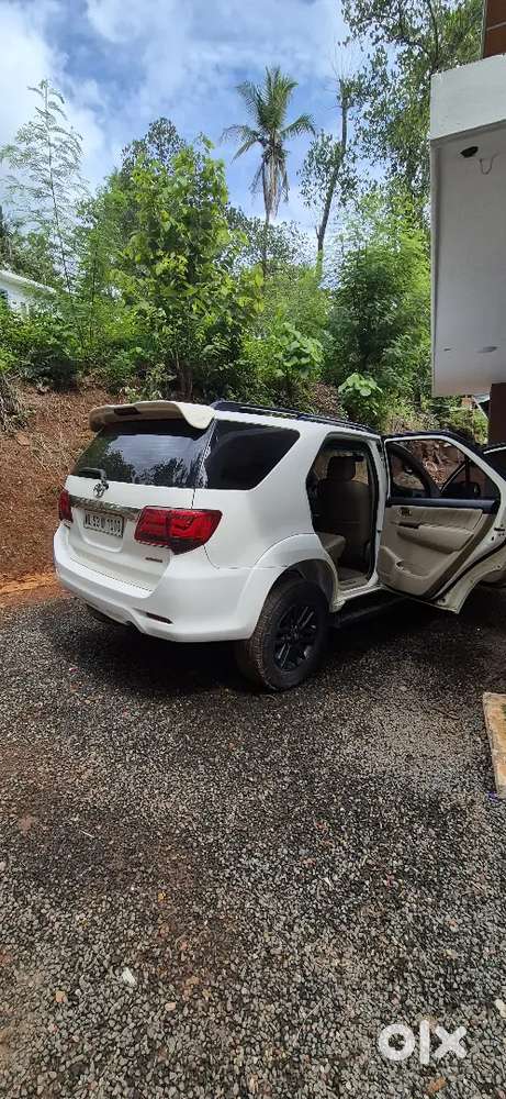 Fortuner 4*2 Automatic