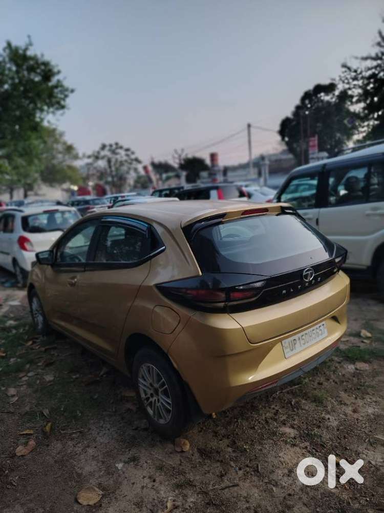 Tata Altroz 1.2 Xe, 2020, Petrol