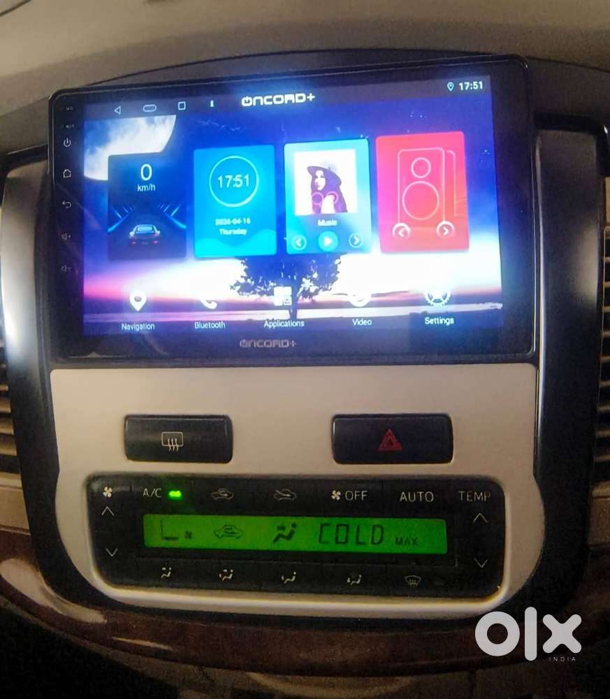 Innova 2014 2.5 V 8 Seater For Sale