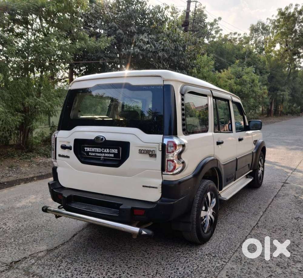 Mahindra Scorpio S4 Plus 9s, 2016, Diesel