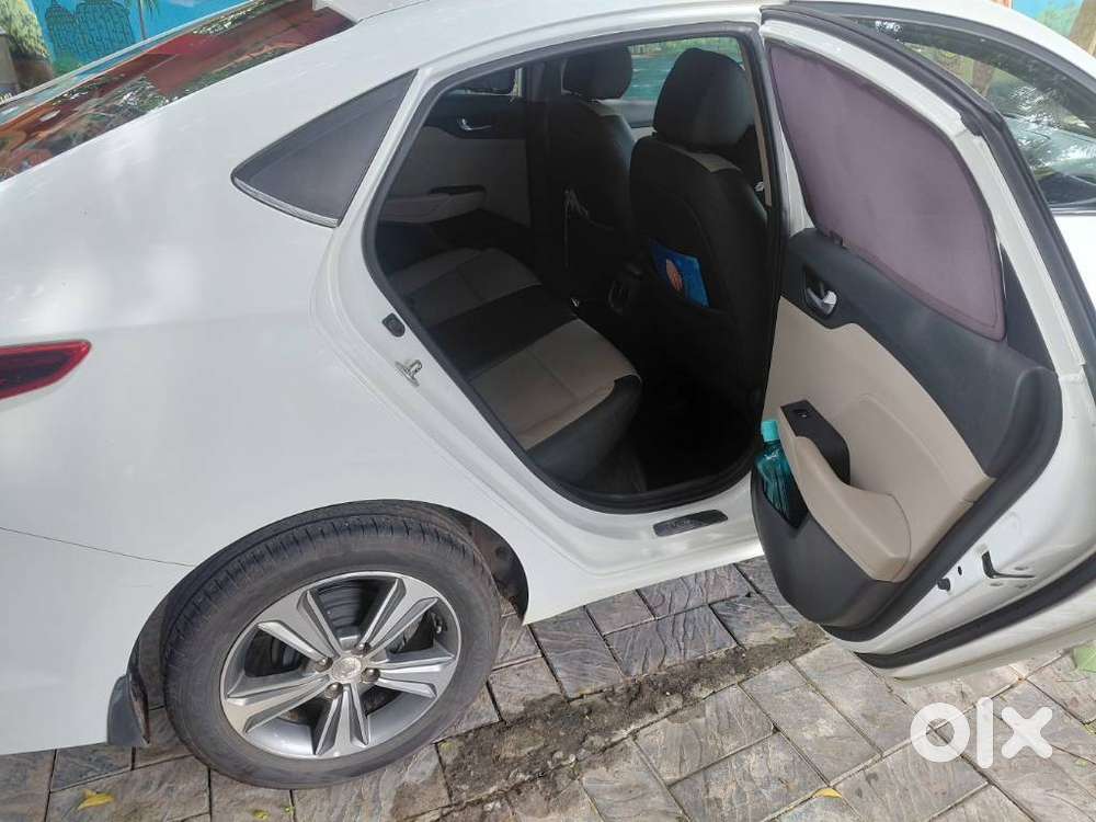 Hyundai Verna 1.6 Sx (o) Crdi Anniversary Edition, 2020, Diesel