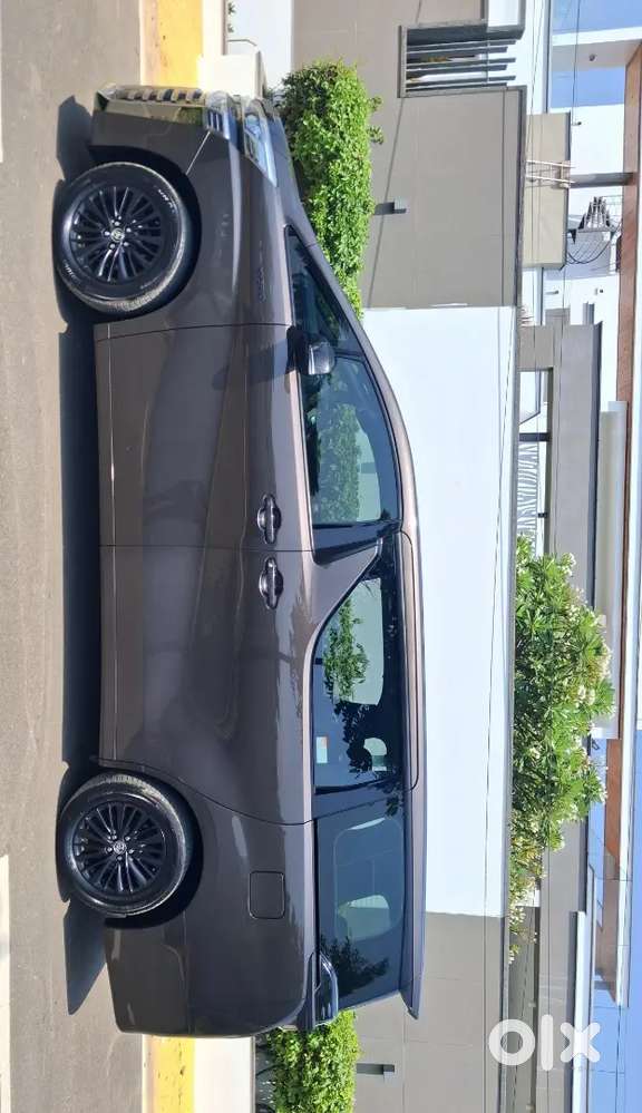 Vellfire Executive Lounge