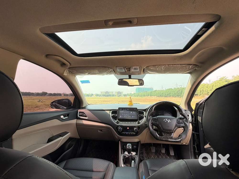 Hyundai Verna Petrol 2022 Sx Manual