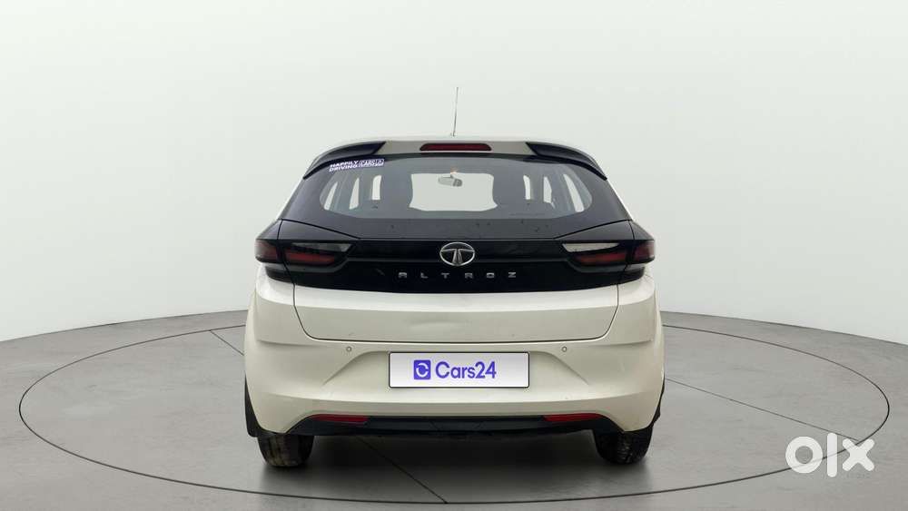 Tata Altroz 1.2 Xe, 2020, Petrol
