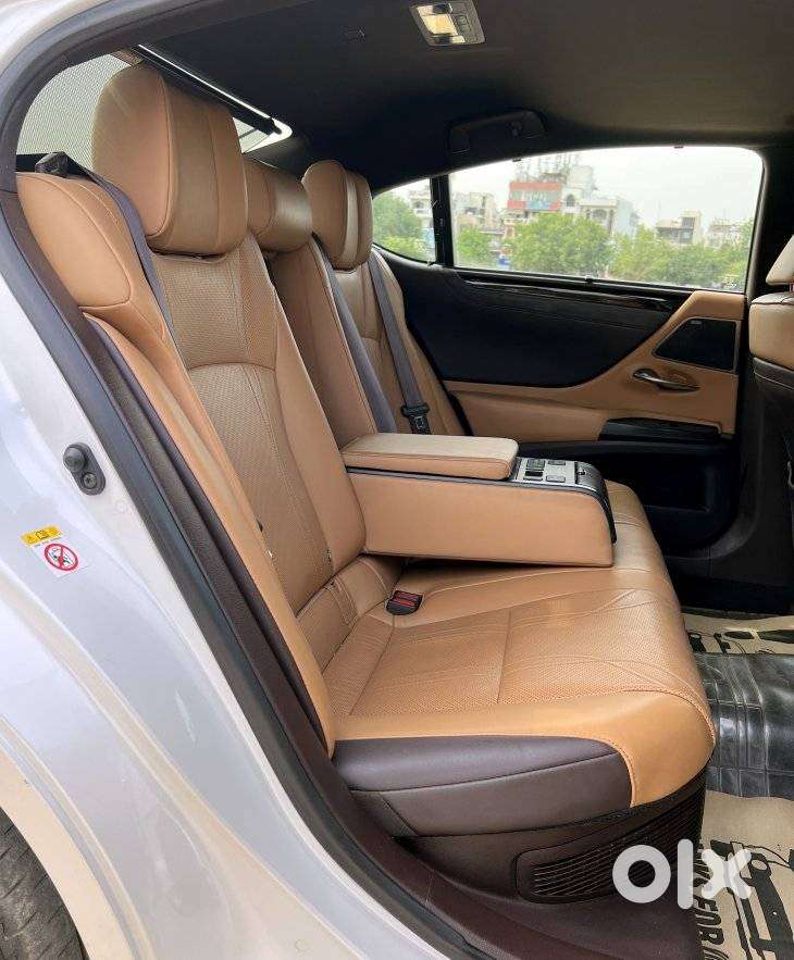 Lexus Es 300h Luxury, 2019