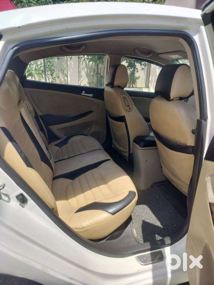 Hyundai Verna 1.6 Sx Crdi (o) At, 2015, Diesel