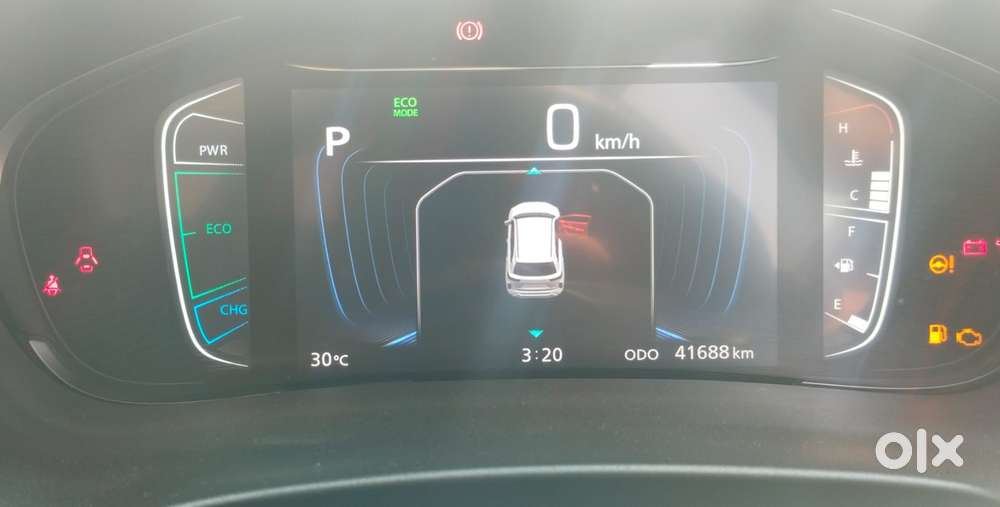 Maruti Suzuki Grand Vitara 1.5 Alpha Plus Intelligent Hybrid Ecvt, 2..