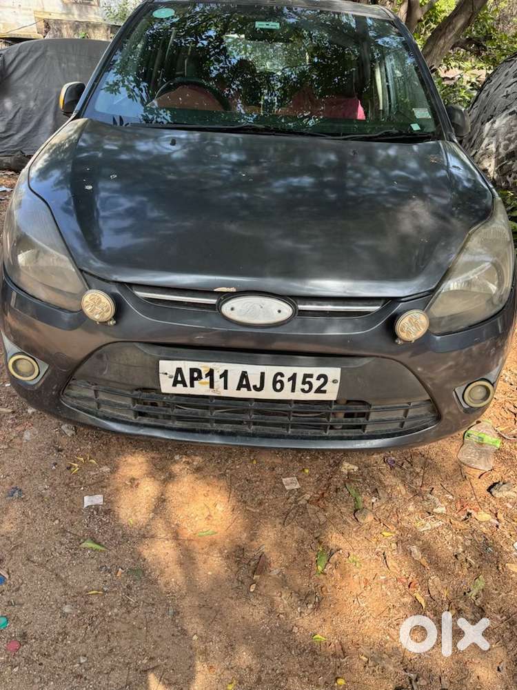 Ford Figo Petrol 2011