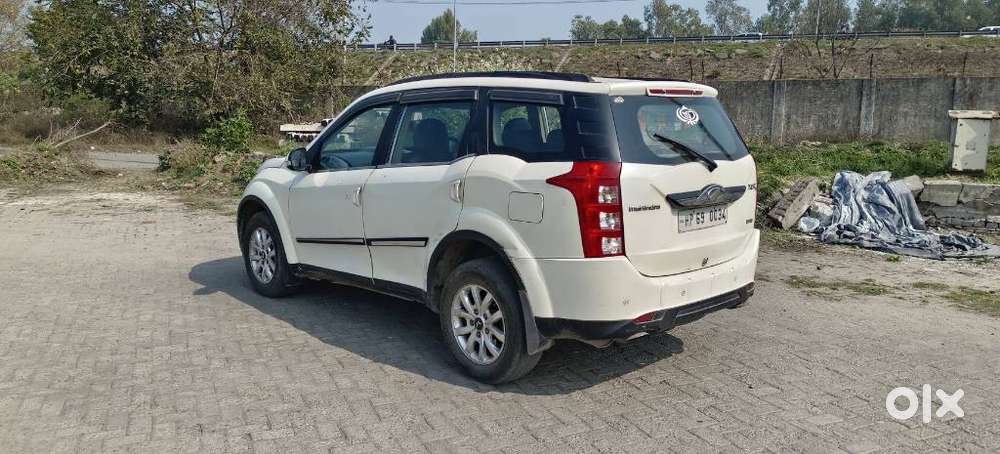 Mahindra Xuv500 2.2 W10, 2015, Diesel