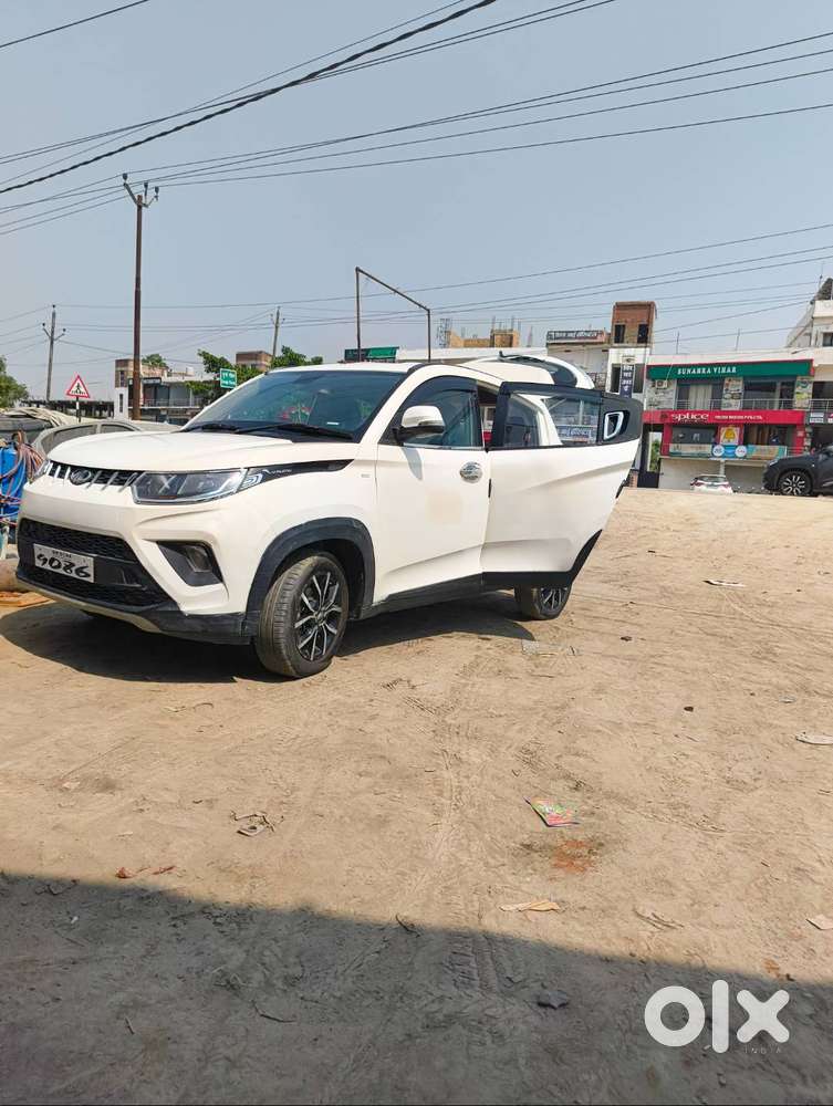 Mahindra Kuv 100 2018 Petrol 42000 Km Driven