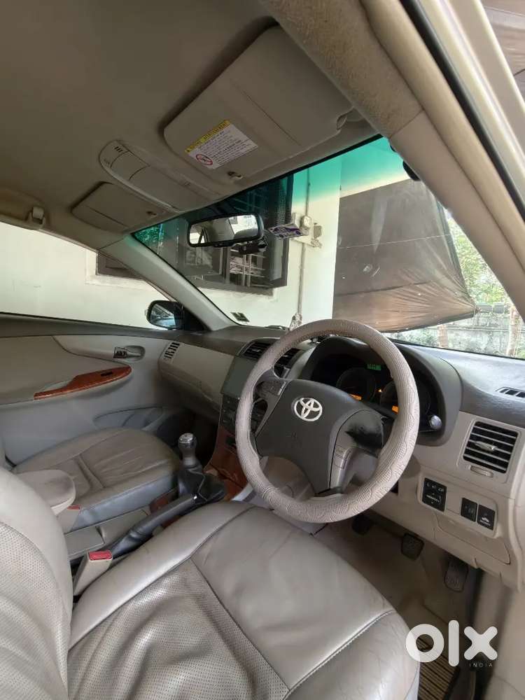 2010 Model Corolla Altis Petrol Kerala Vehicle