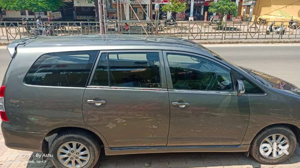 Toyota Innova 2.0 Vx 2012