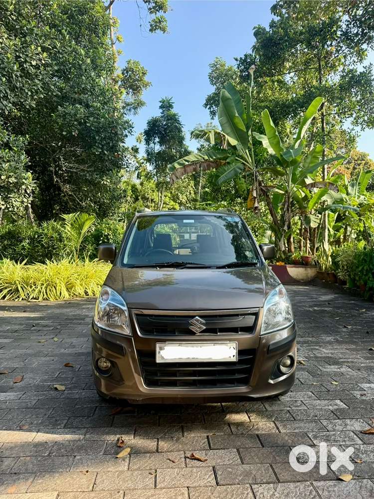 Doctor Driven Well Maintained Maruti Suzuki Wagon R 2016