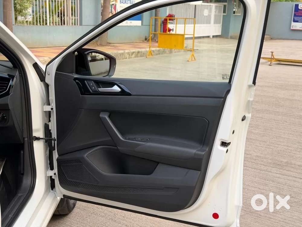 Volkswagen Virtus, 2025, Petrol