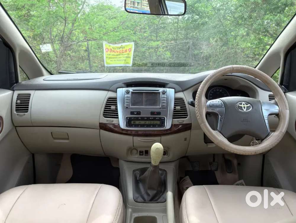 Toyota Innova Diesel 2014