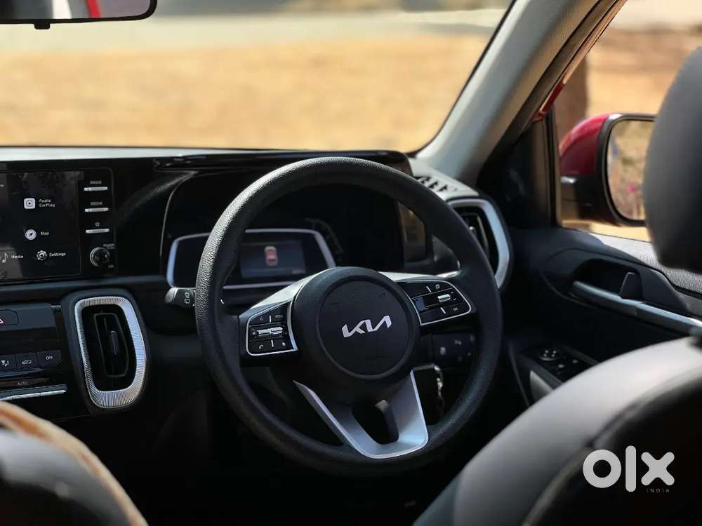 Kia Sonet 2024 Petrol Well Maintained
