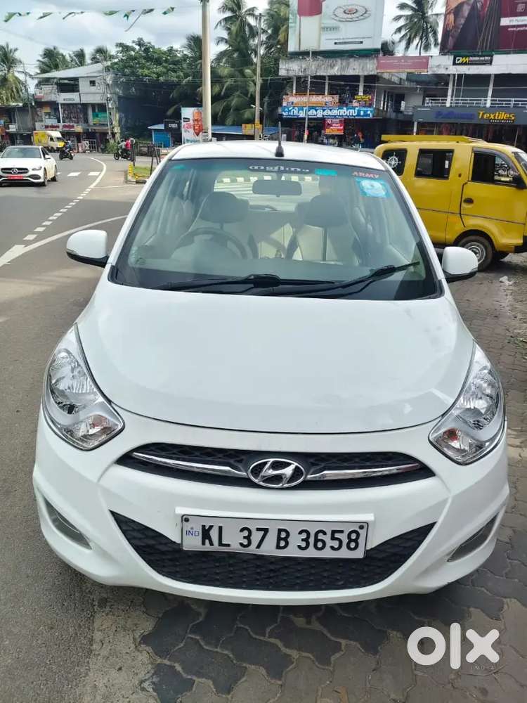 Hyundai I10 Sportz 2012 Car