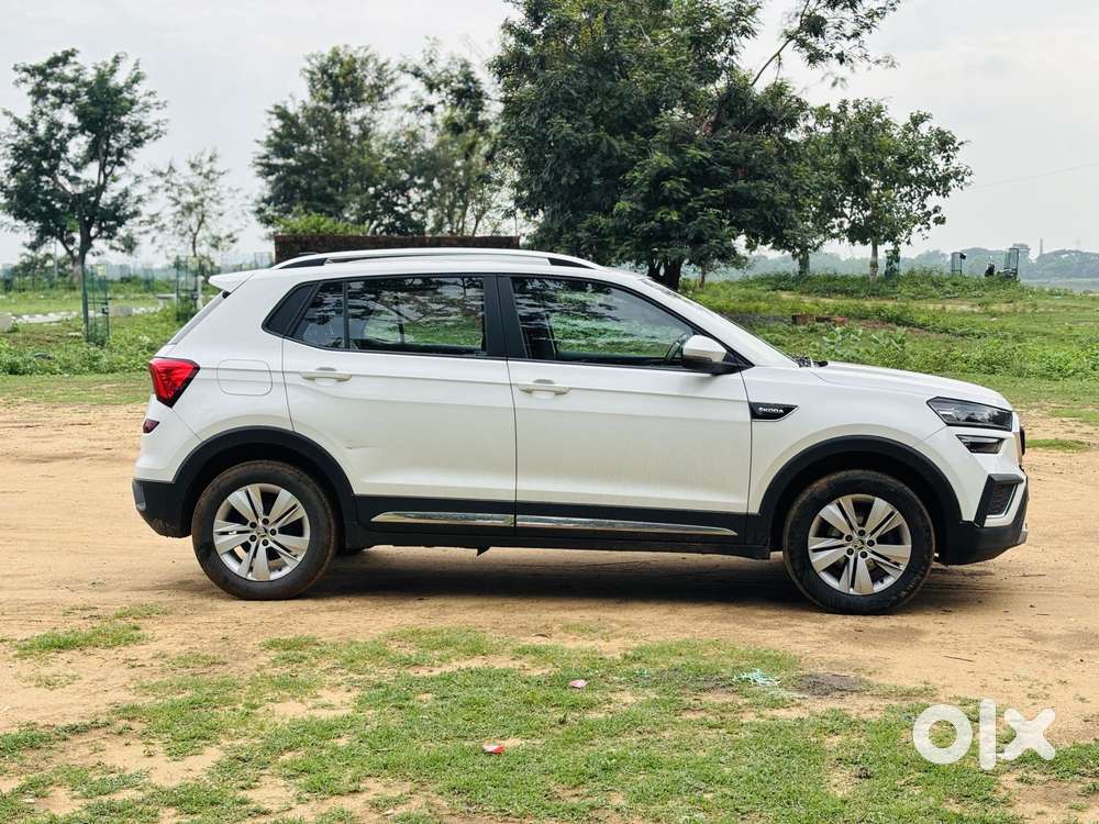 Skoda Kushaq 1.0 Tsi Ambition, 2022, Petrol
