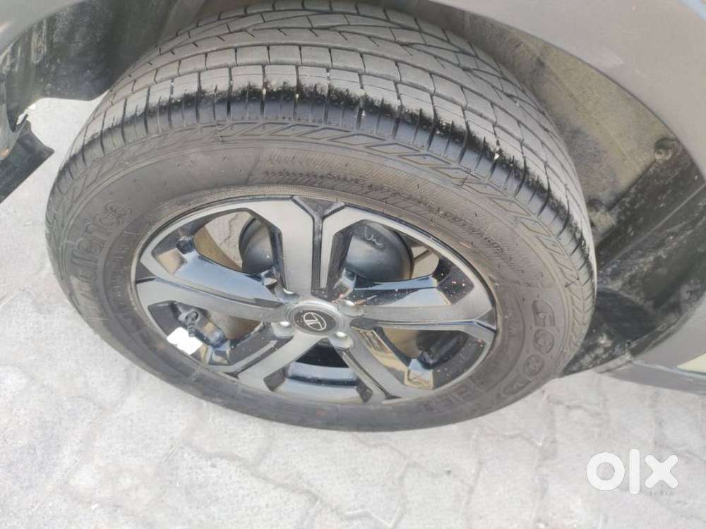 Tata Nexon Amt Xza Plus, 2023, Petrol