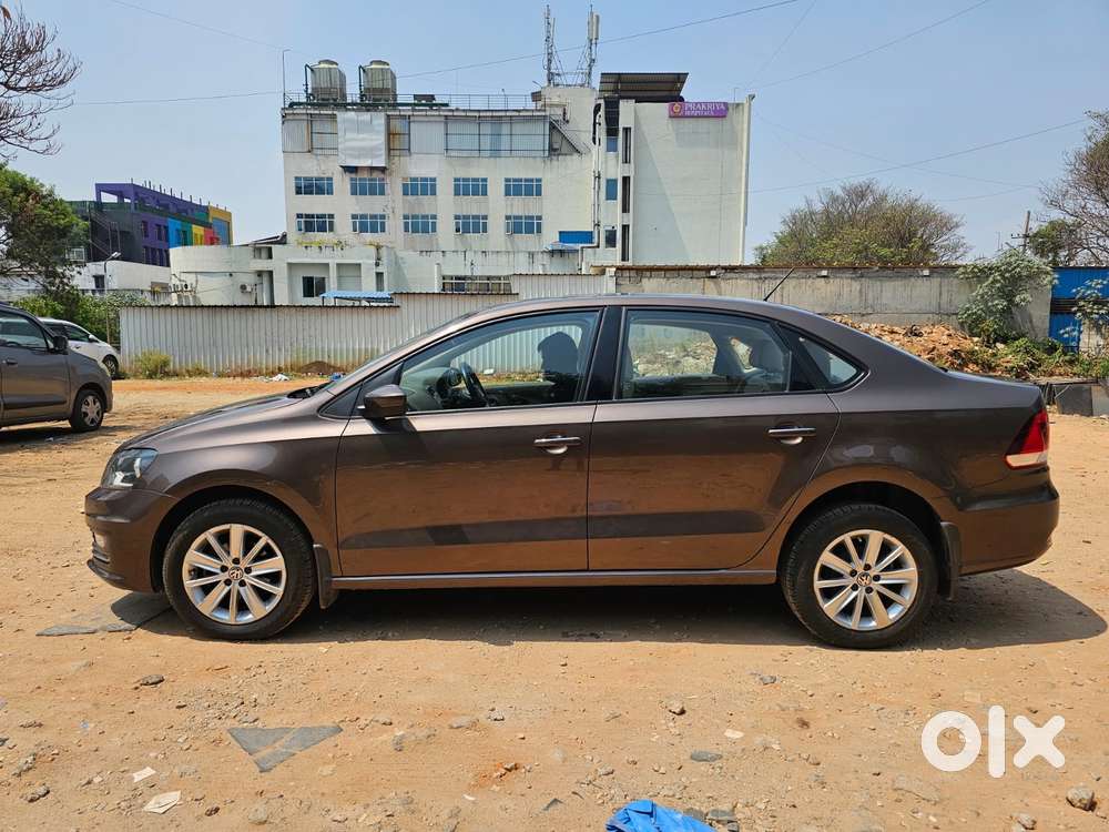 Volkswagen Vento 1.2 Tsi Highline At, 2015, Petrol