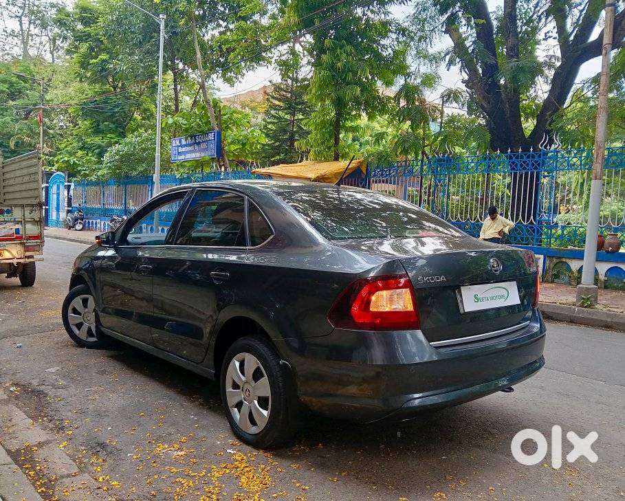 Skoda Rapid 1.0 Tsi Active, 2021, Petrol