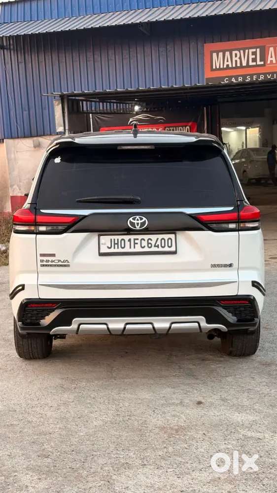 Toyota Innova Hycross 2.0 Gx 7 Str  2023 Model