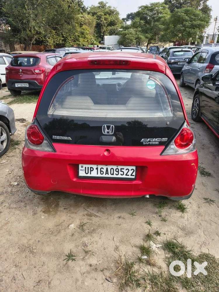 Honda Brio V Automatic, 2013, Petrol