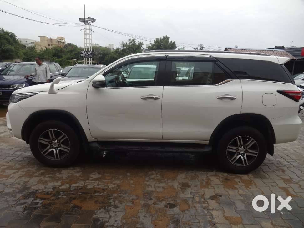 Toyota Fortuner 3.0 4x2 Mt, 2023, Diesel