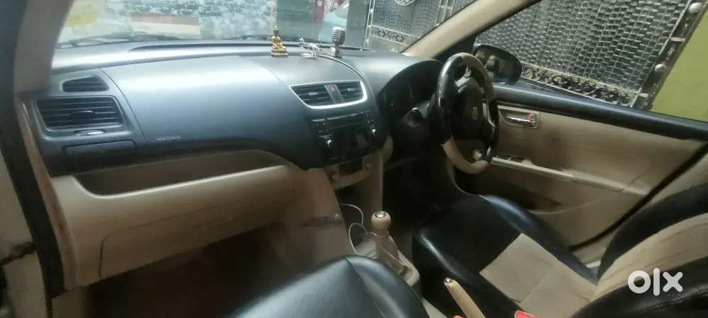 Maruti Suzuki Dzire 1.2 Zxi 2012