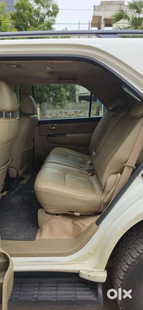 Toyota Fortuner 2011-2016 4x2 Manual, 2014, Diesel
