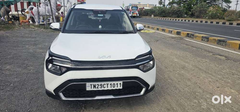 Kia Carens G 1.5 6mt Premium (o) 7-seater, 2023, Petrol