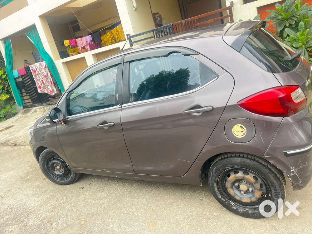 Tata Tiago Petrol 2017