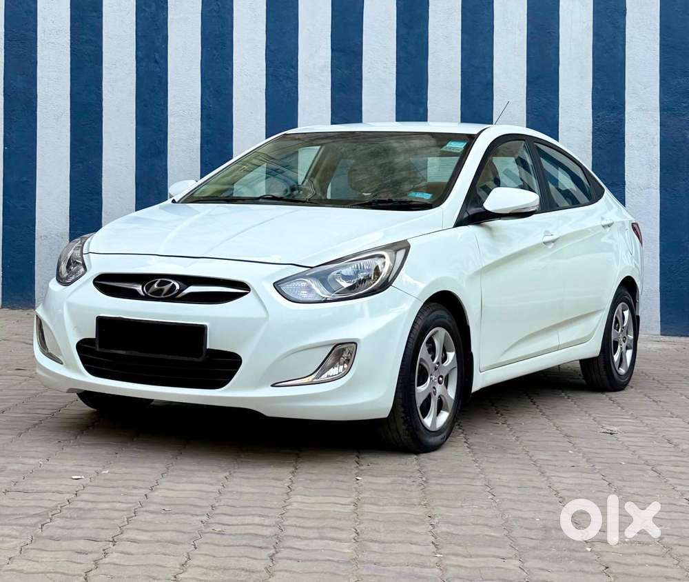 Hyundai Verna, 2012, Petrol