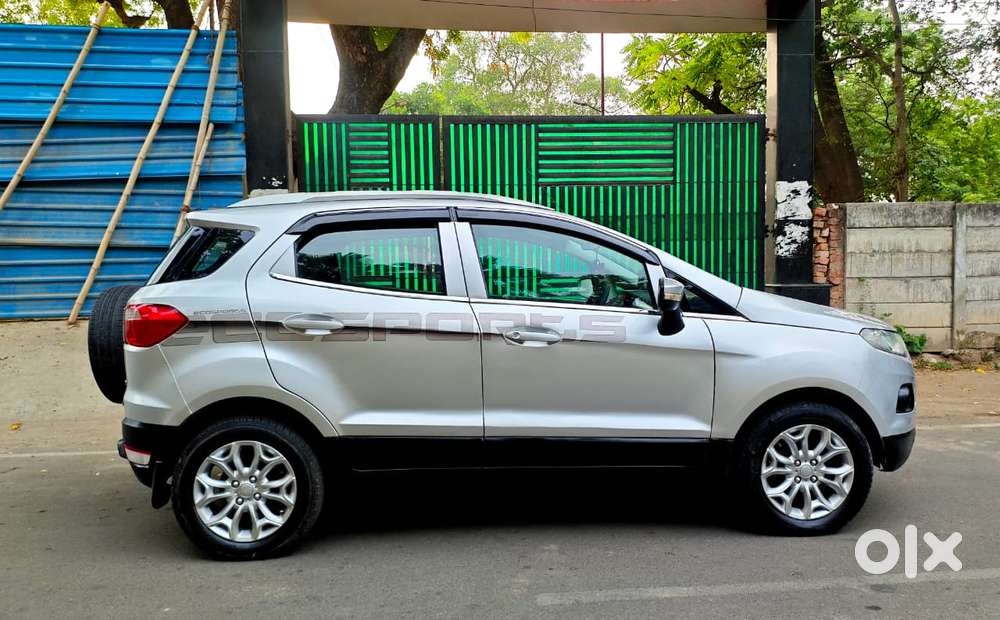 Ford Endeavour 2.2 Titanium At 4x2, 2015, Diesel
