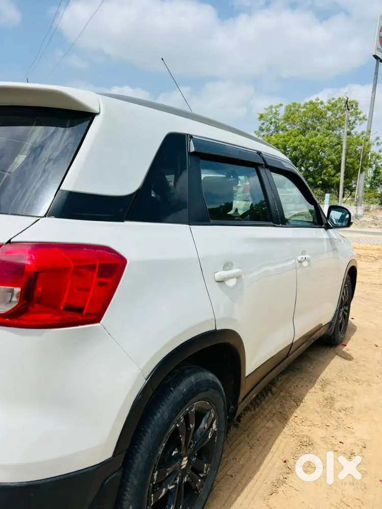 Maruti Suzuki Brezza Zdi 2017