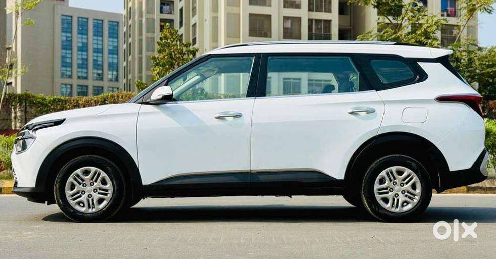 Kia Carens 1.4 Premium Turbo 7 Str, 2024, Petrol