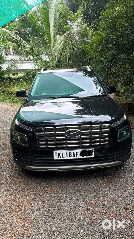 Hyundai Venue Petrol 2023