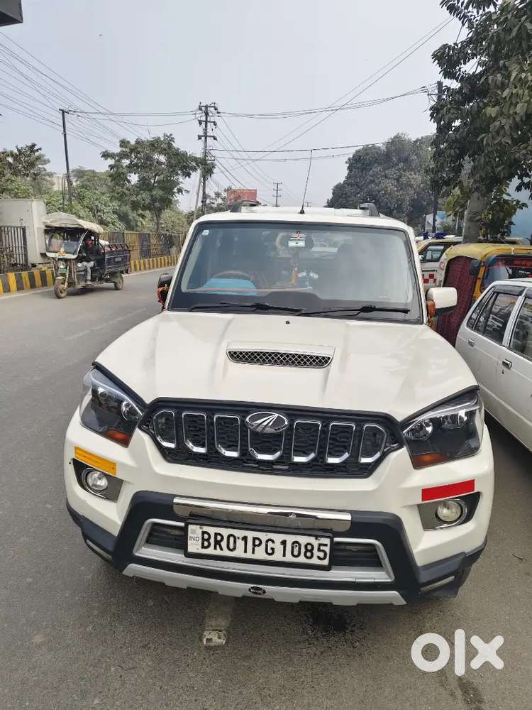 Mahindra Scorpio S6 Plus 2015 Diesel Car
