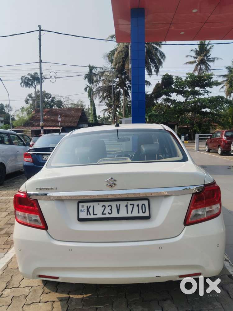 Maruti Suzuki Dzire Vxi Ags, 2022, Petrol