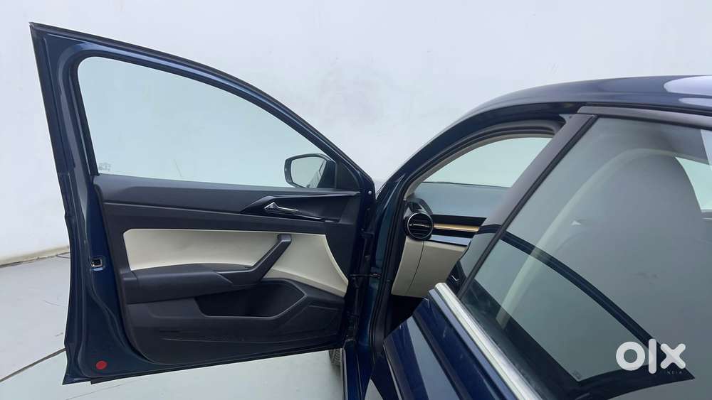 Skoda Slavia Style 1.0l Tsi At, 2024, Petrol