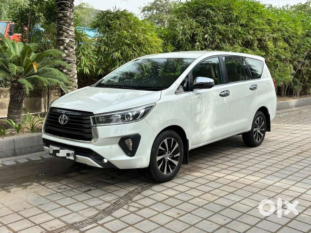 Toyota Innova Crysta [2020-ongoing] 2.4 Zx 7 Str, 2022, Diesel