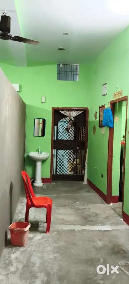2 bhk flat and one single room available for rent near gumti no 19
