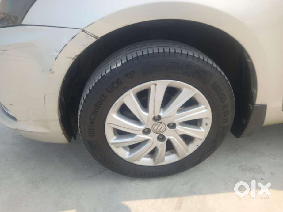 Maruti Suzuki Dzire 1.2 Zxi, 2015, Petrol