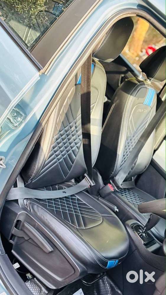 Tata Punch 1.2 Revotron Accomplished Camo Amt, 2022, Petrol