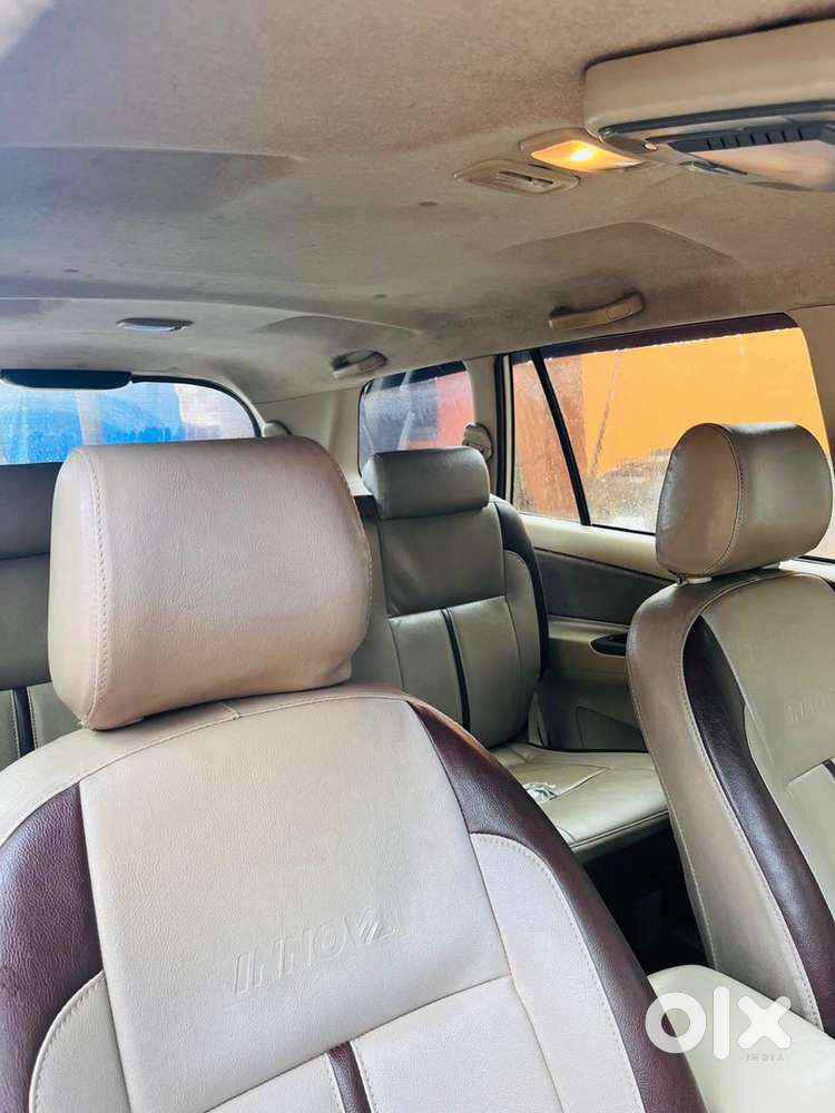 Toyota Innova Petrol 2006 Year