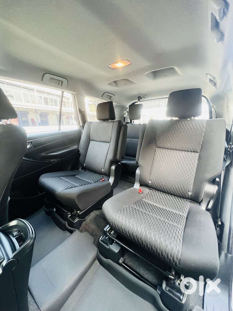 Toyota Innova Crysta [2020-ongoing] 2.4 Gx At 7 Str, 2022, Diesel